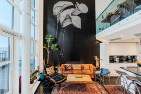 London Canary Wharf Riverside Penthouse Apartment